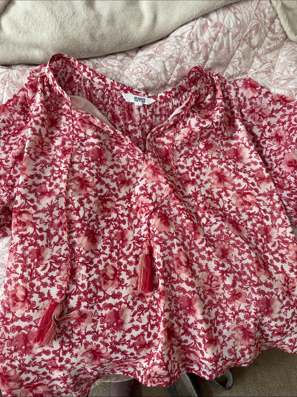 BB Dakota Steve Madden Pink and Red Floral Peasant Top